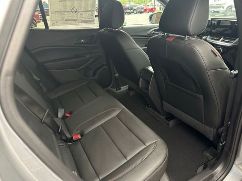 New 2026 Chevrolet Trax RS w/ Sunroof Package image 18