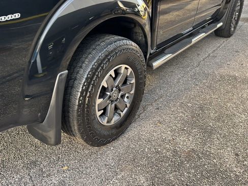 Used 2020 Nissan Frontier PRO-4X w/ Pro-4x Utility Package image 42