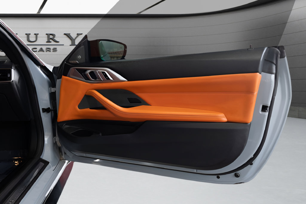Used 2022 BMW M4 Competition w/ M Carbon Exterior Package RWD image 49