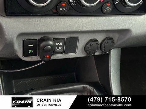 Used 2013 Toyota Tacoma 4x4 Access Cab w/ SR5 Pkg image 17