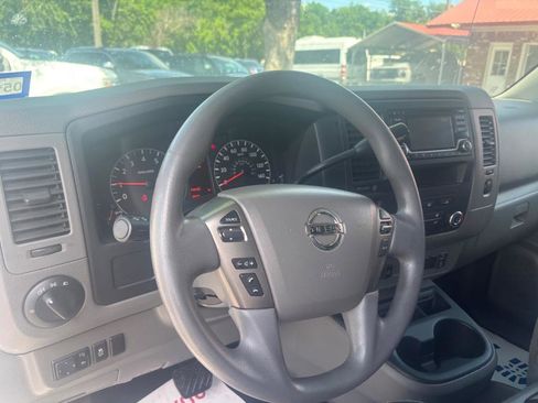 Used 2018 Nissan NV 2500 SV image 11