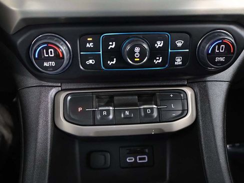 Used 2023 GMC Acadia Denali AWD/4WD image 52