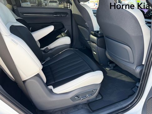 Certified 2026 Kia EV9 GT-Line image 28