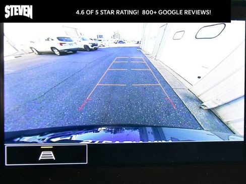 Used 2023 Chevrolet Traverse LT image 23