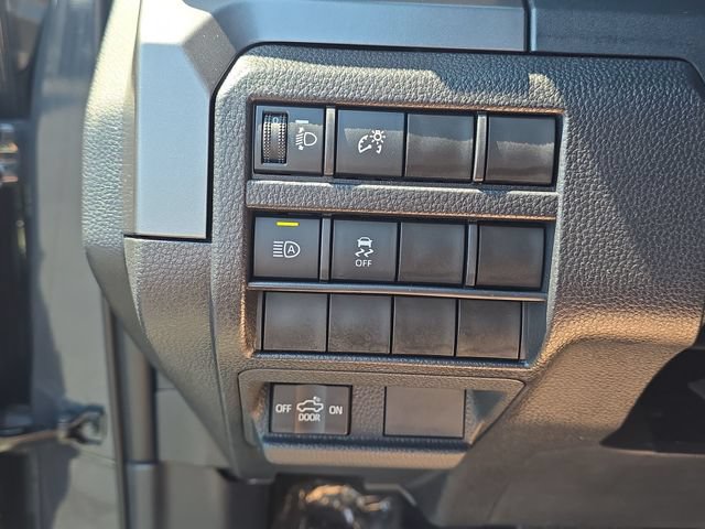 Used 2025 Toyota Tacoma SR5 RWD image 27