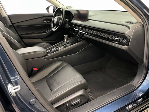 Used 2024 Honda Accord Touring image 40