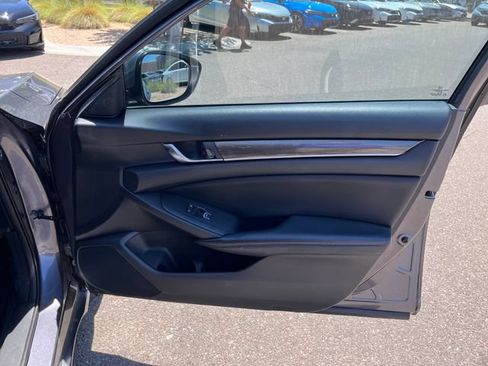 Used 2018 Honda Accord Sport image 24