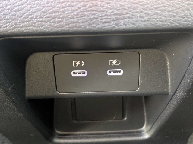 Used 2025 Mitsubishi Outlander SE FWD image 15