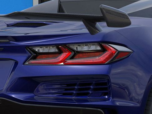 New 2026 Chevrolet Corvette E-Ray AWD/4WD image 11