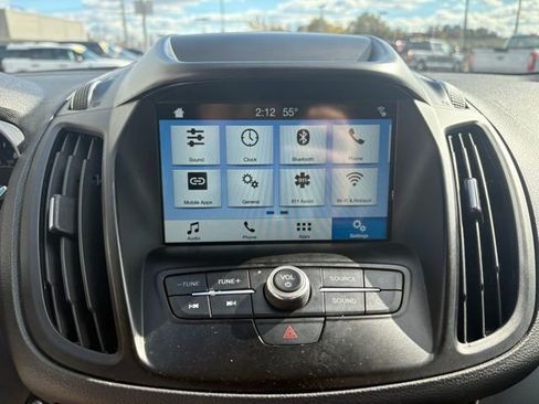 Used 2019 Ford Escape SE image 16