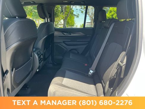 New 2026 Jeep Grand Cherokee Laredo X AWD/4WD image 24