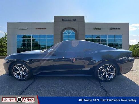 Used 2024 Ford Mustang Coupe RWD image 6