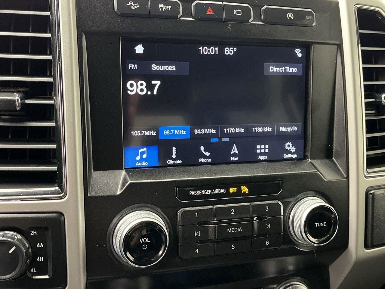 Certified 2019 Ford F150 Lariat w/ Equipment Group 502A Luxury AWD/4WD image 21