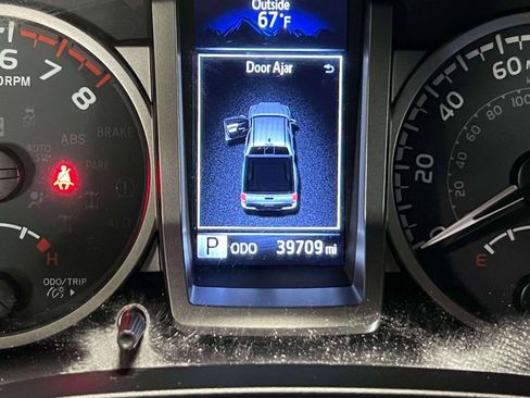 Used 2023 Toyota Tacoma SR5 image 27