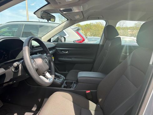 Used 2024 Honda CR-V LX image 17
