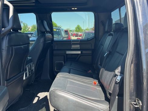Used 2019 Ford F150 Lariat w/ Equipment Group 502A Luxury AWD/4WD image 14
