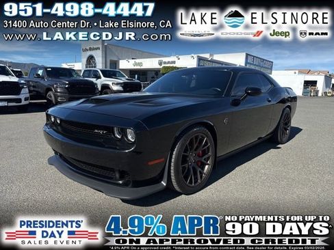 Used 2016 Dodge Challenger SRT Hellcat image 1