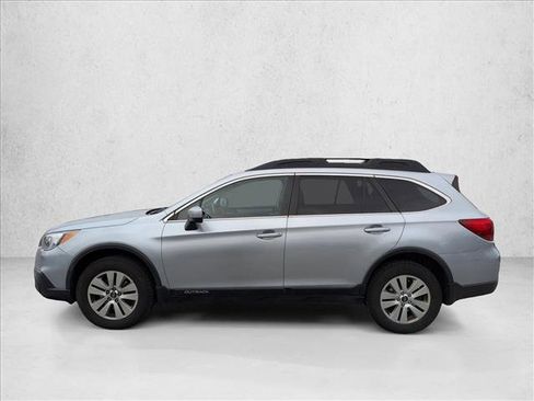Used 2015 Subaru Outback 2.5i Premium image 5