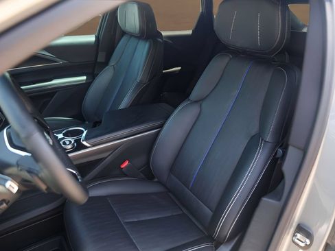 Used 2024 Cadillac Lyriq Sport w/ LPO, Floor Liner Package RWD image 7