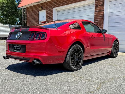 Used 2013 Ford Mustang Coupe RWD image 36