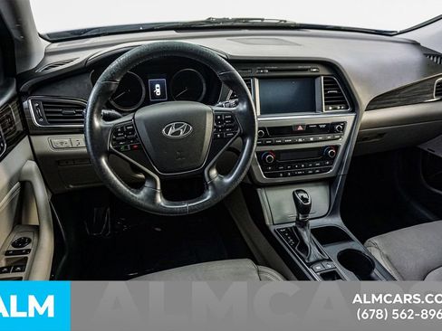 Used 2017 Hyundai Sonata Limited w/ Ultimate Package 04 FWD image 22