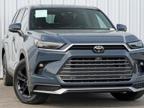 Used 2024 Toyota Grand Highlander AWD Hybrid image 4