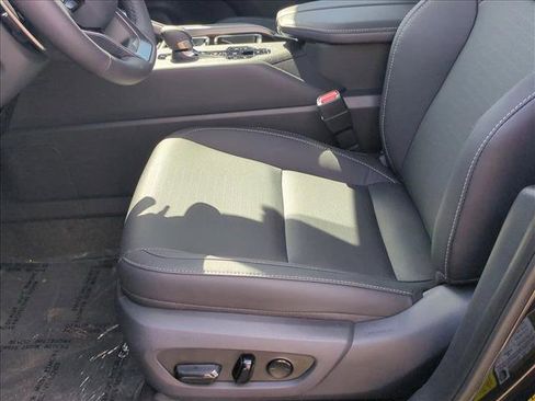 New 2026 Lexus TX 350 AWD image 4