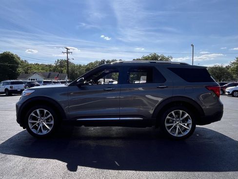 Used 2021 Ford Explorer Platinum w/ Equipment Group 601A AWD/4WD image 25