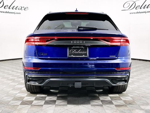 Used 2022 Audi Q8 Premium Plus w/ Premium Plus Package AWD/4WD image 5