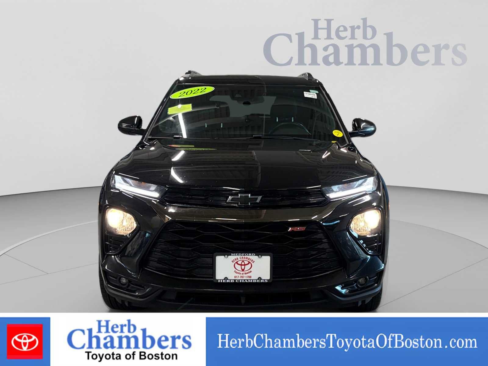 Used 2022 Chevrolet TrailBlazer RS AWD/4WD image 2