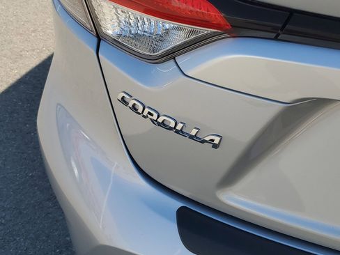 Certified 2025 Toyota Corolla LE w/ Convenience Package AWD/4WD image 7