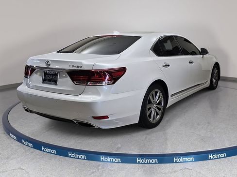 Used 2016 Lexus LS 460 w/ Comfort Package RWD image 6