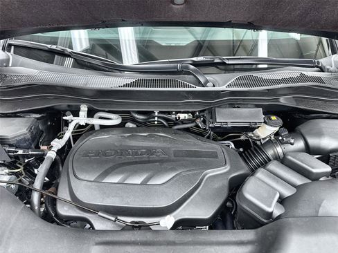 New 2026 Honda Ridgeline Black Edition image 11