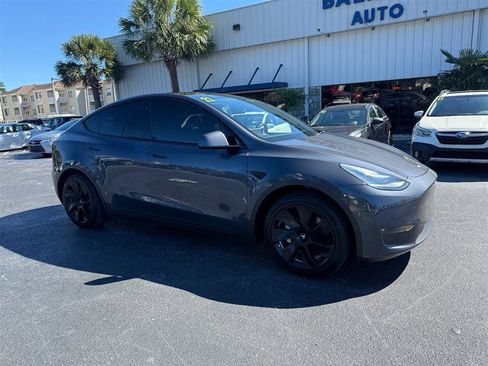 Used 2021 Tesla Model Y 2WD image 2