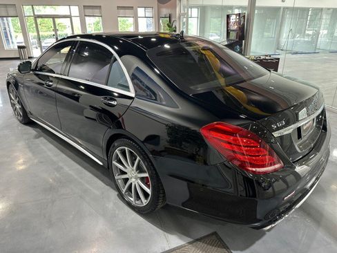 Used 2015 Mercedes-Benz S 63 AMG 4MATIC Sedan image 2