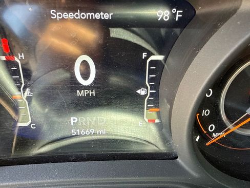 Used 2024 Jeep Wrangler Unlimited Sahara AWD/4WD image 24