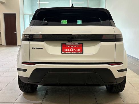 Used 2025 Land Rover Range Rover Evoque S AWD/4WD image 5