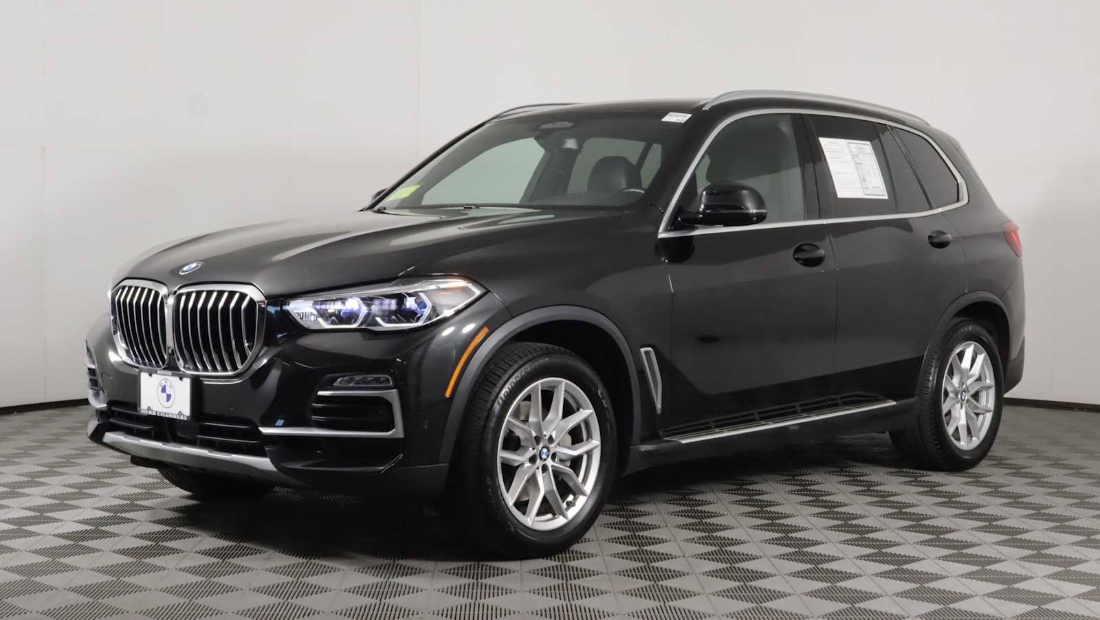 Used 2020 BMW X5 xDrive40i w/ Premium Package AWD/4WD image 3