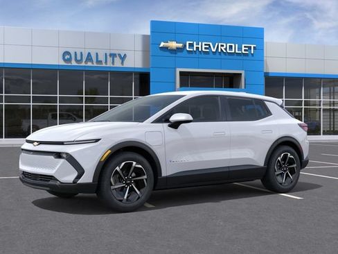 New 2026 Chevrolet Equinox EV LT FWD image 2