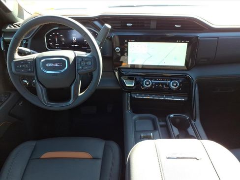 Used 2026 GMC Sierra 2500 AT4 w/ AT4 Premium Plus Package image 12