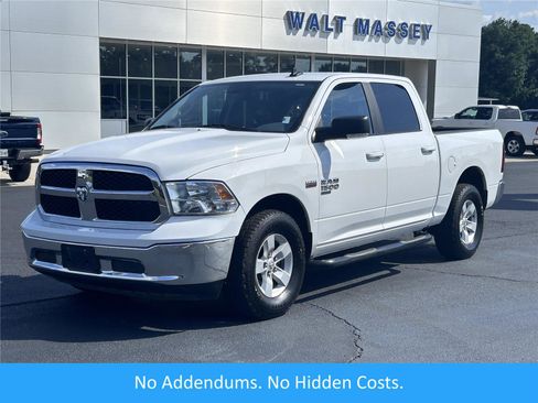 Used 2020 RAM 1500 Classic SLT w/ Luxury Group AWD/4WD image 1