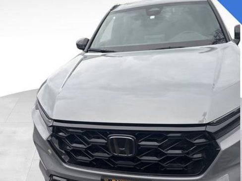 Certified 2025 Honda CR-V Sport-L image 4