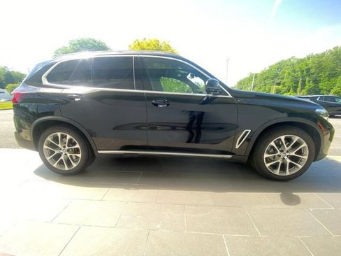 Used 2021 BMW X5 xDrive40i w/ Premium Package AWD/4WD image 6