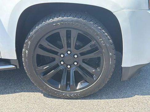 Used 2020 GMC Yukon XL Denali w/ Open Road Package AWD/4WD image 12