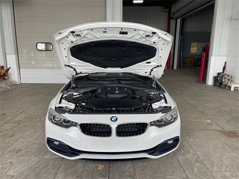 Used 2019 BMW 430i Convertible w/ Convenience Package image 38