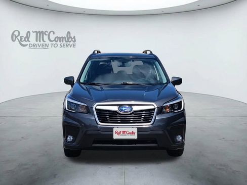 Used 2021 Subaru Forester Premium image 8