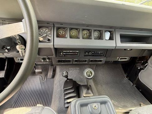 Used 1989 Jeep Wrangler 4WD image 18