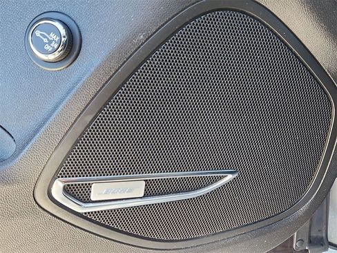 Used 2022 Buick Envision Avenir w/ Premium Seat Package image 25