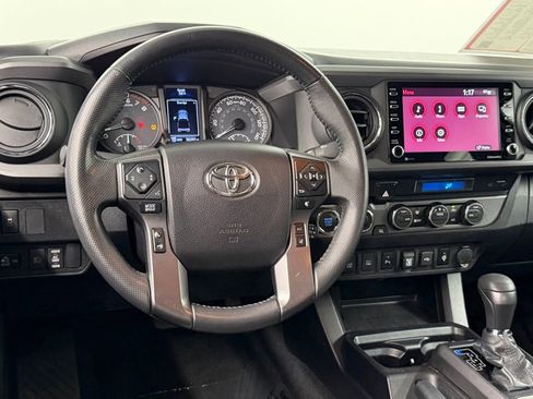 Certified 2021 Toyota Tacoma TRD Off-Road w/ Technology Package AWD/4WD image 36