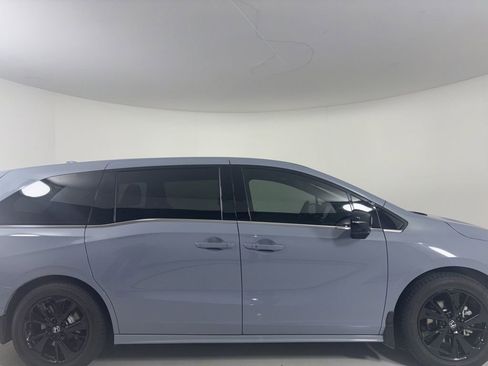 Certified 2024 Honda Odyssey Sport image 4